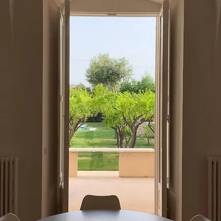 Incantevole Con Piscina Bari